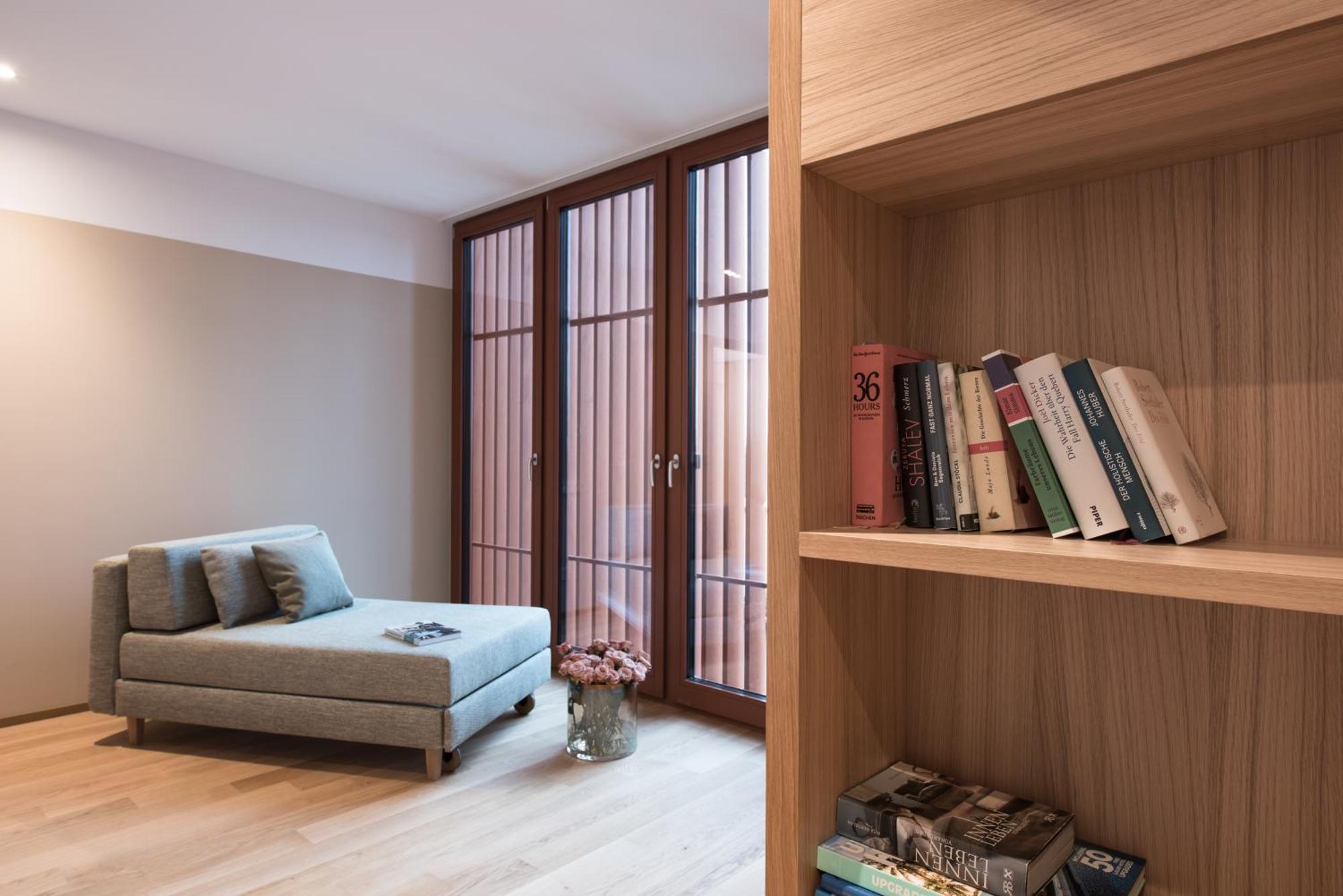 לאוטראך Hotel Johann מראה חיצוני תמונה